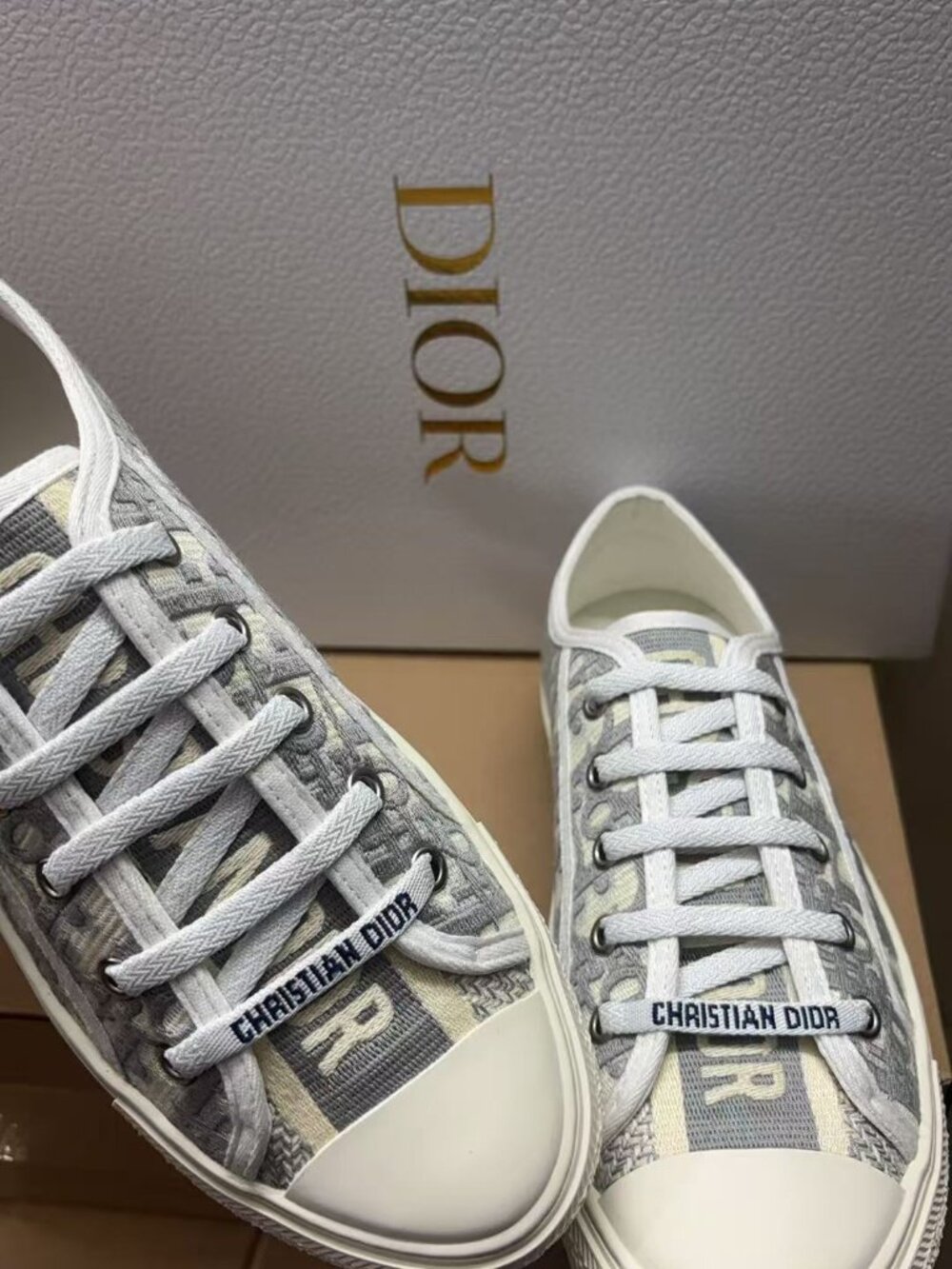 Christian Dior Walk'n'Dior Sneakers - Picture 5 of 5